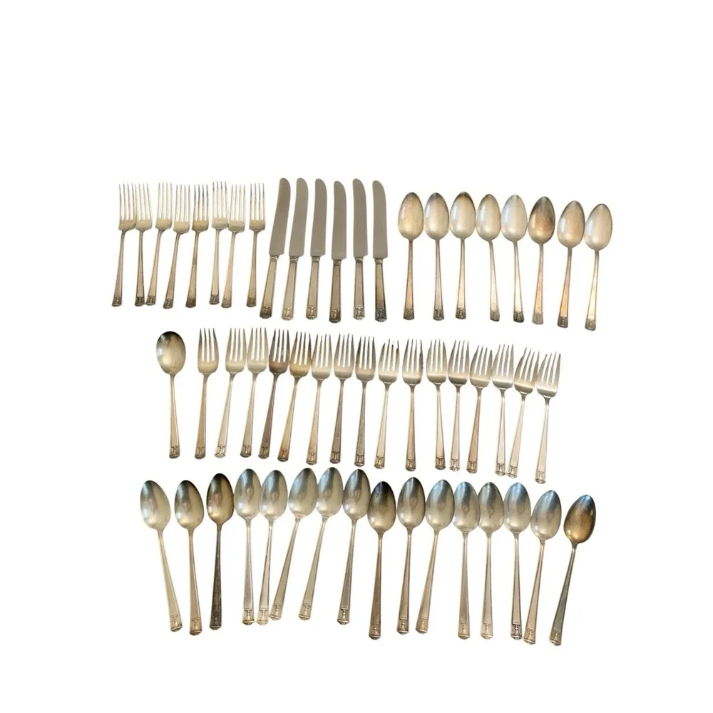 Holmes & Edwards Century 1923 Silverplate Flatware Set 55 Pcs Art Deco Urn